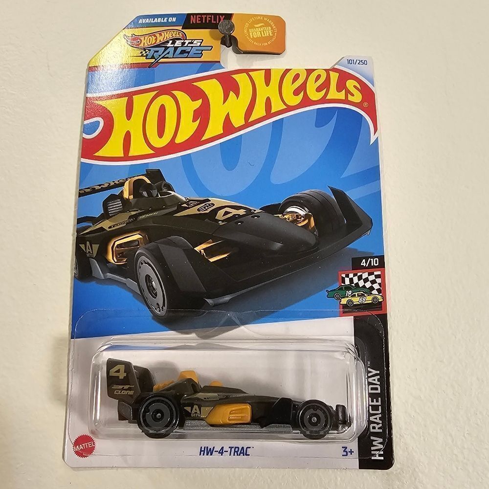 Hot WheelsCar HW 4 Trac Race Day Hotwheels Racer Netflix Lets Race